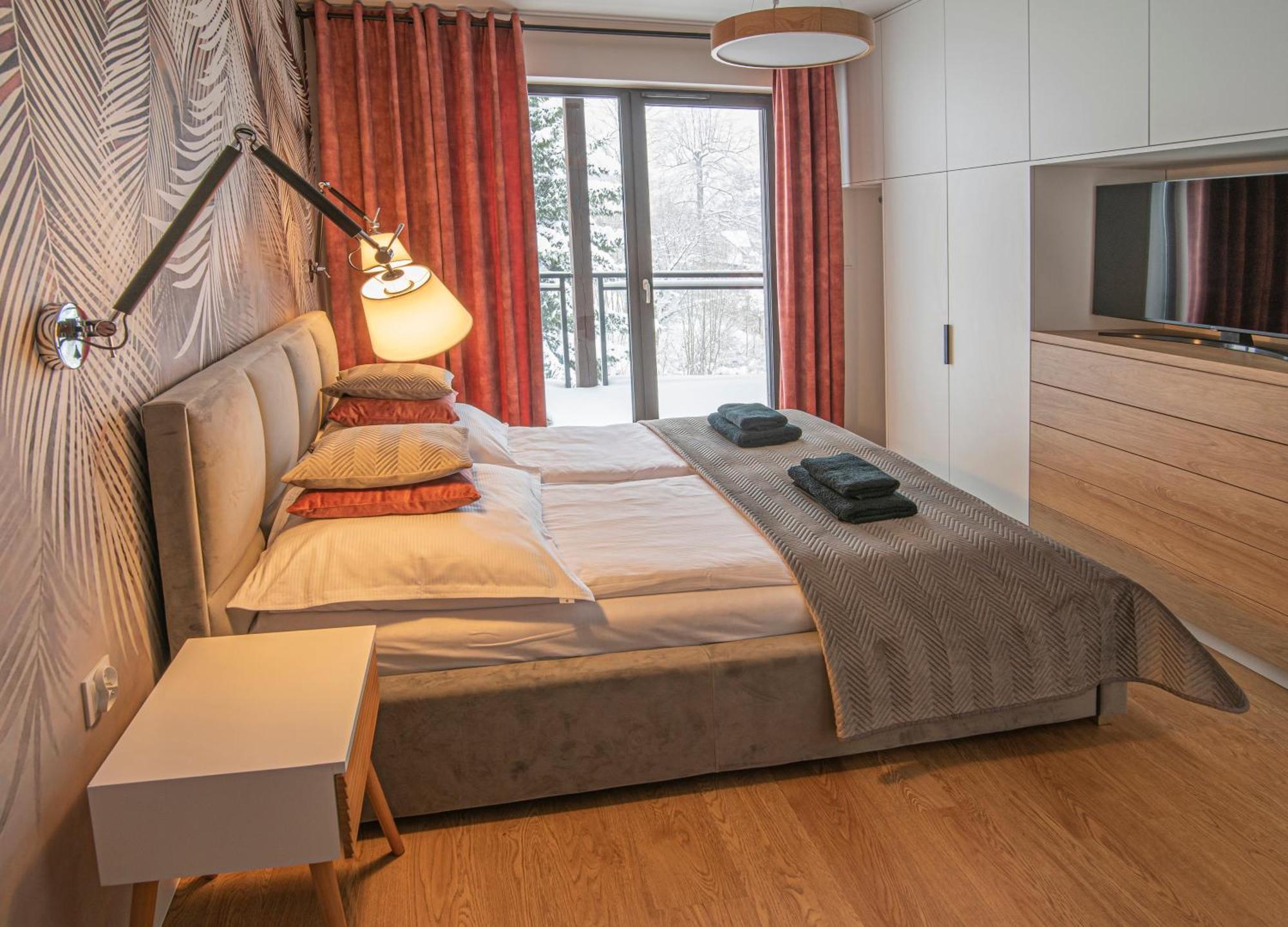Wonder Home - Apartamenty Karpatia Resort Tuz Przy Stoku I Blisko Szlakow Turystycznych Karpacz Luaran gambar